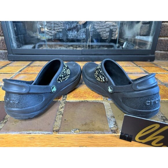 Women’s 7 Crocs Mercy Graphic Slip Resistant Nursing Work Shoes 10876 - Picture 7 of 9